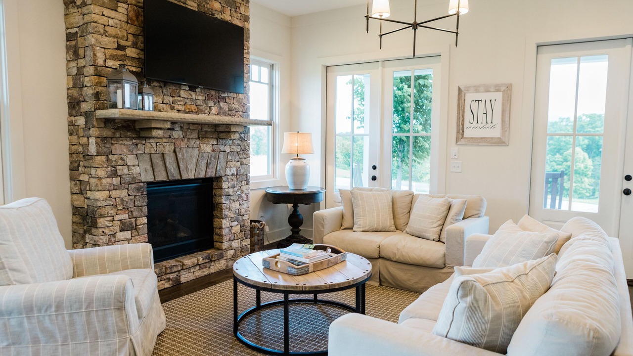 Photo of Livingroom in Cleveland