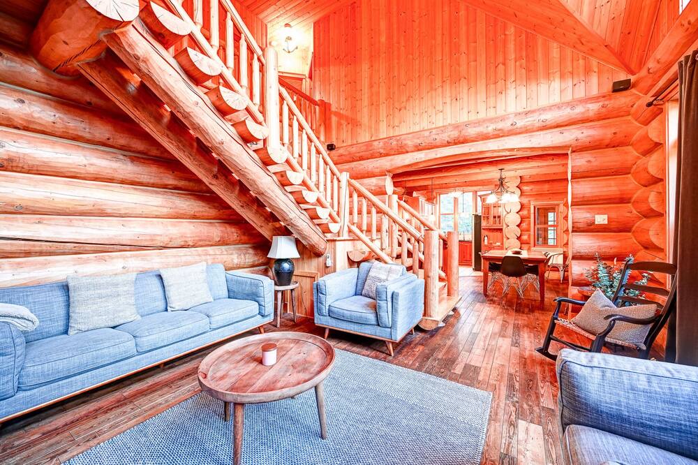 Photo of Livingroom in Mille-Isles