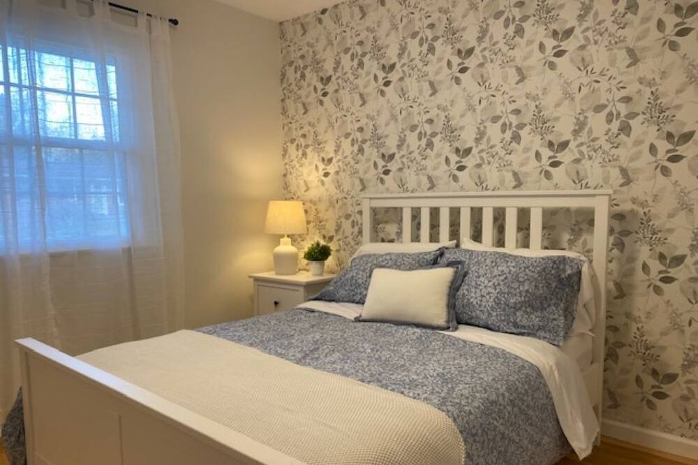 Photo of Bedroom in Lafayette
