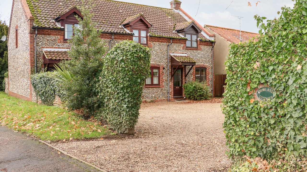 Photo of Outdoor in Holt