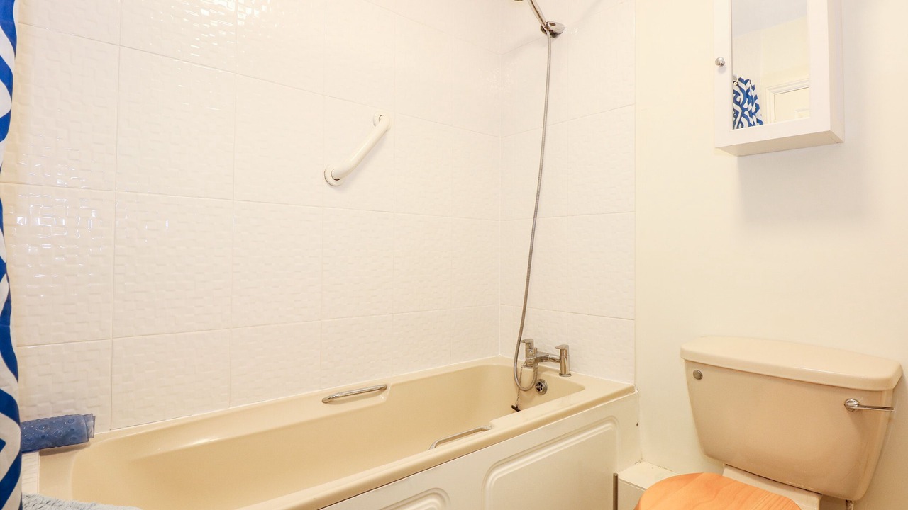 Photo of Others in Holt