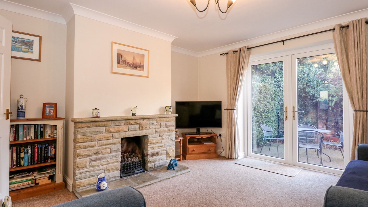 Photo of Livingroom in Holt