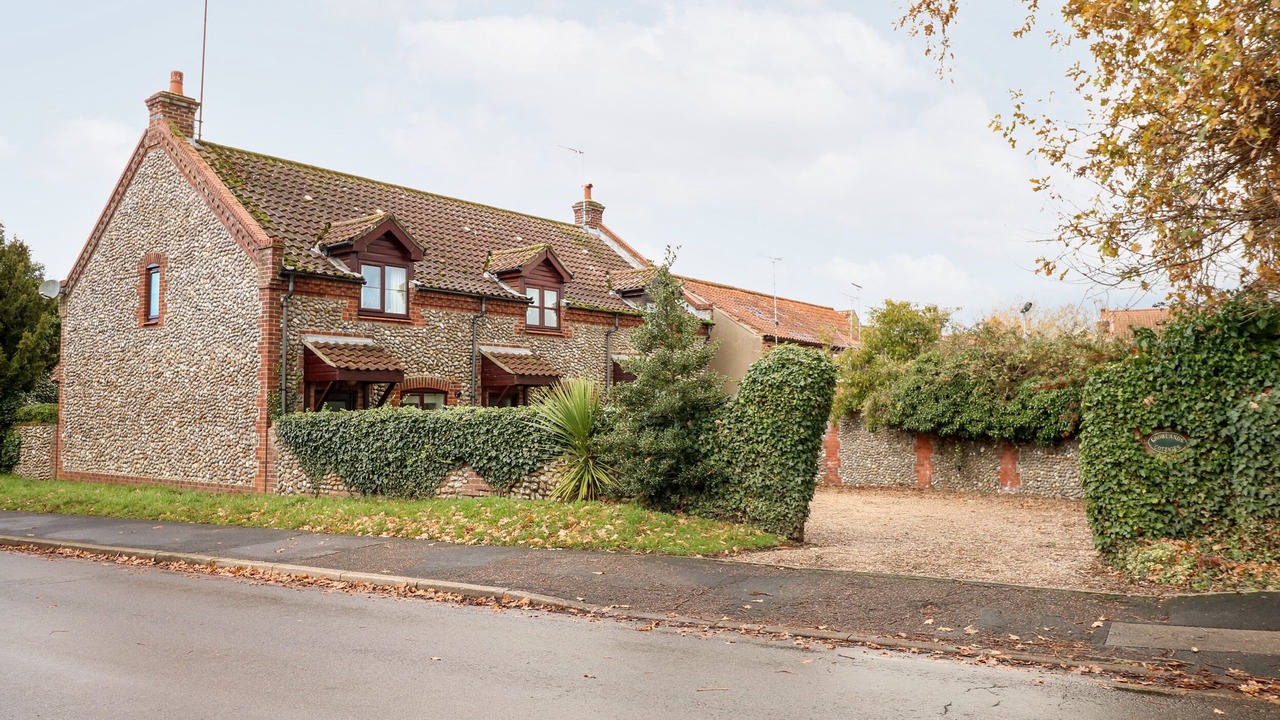 Photo of Outdoor in Holt