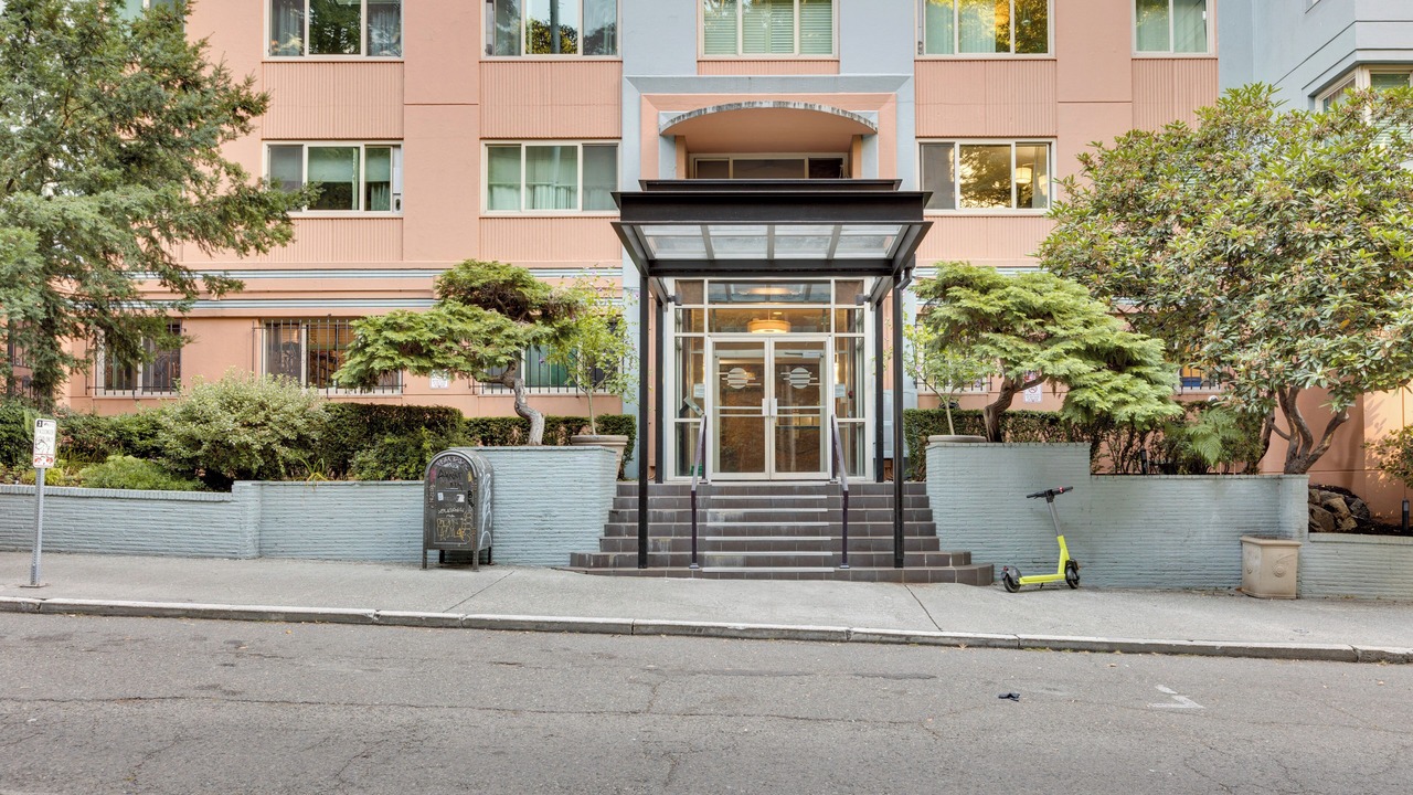 Photo of Others in Downtown Seattle