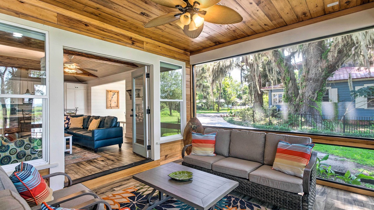 Photo of Others in Darien