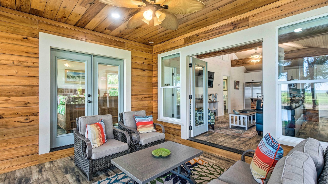 Photo of Others in Darien