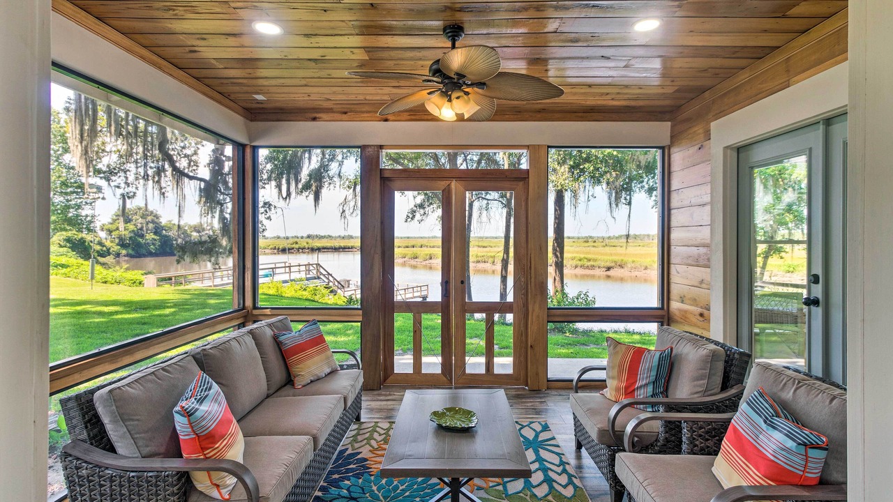 Photo of Others in Darien