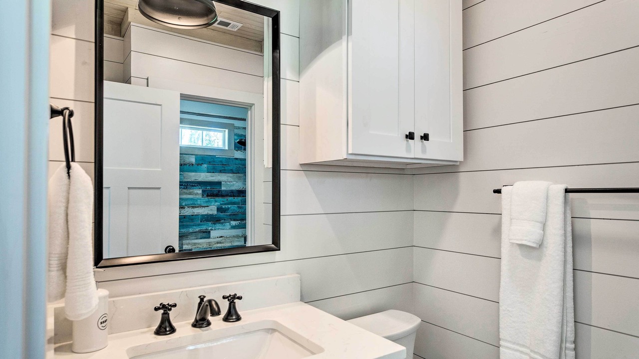 Photo of Others in Darien