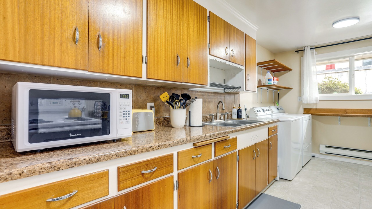 Photo of Others in Ballard