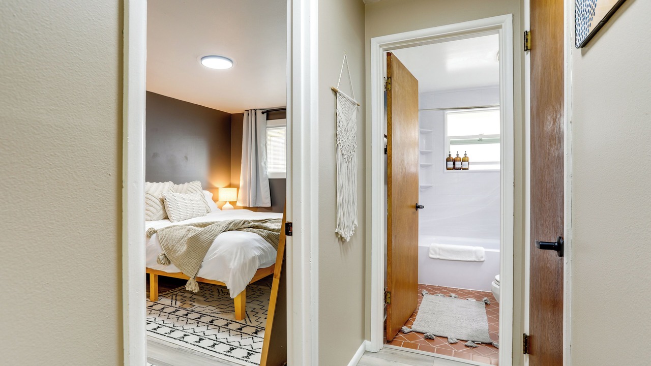 Photo of Others in Ballard