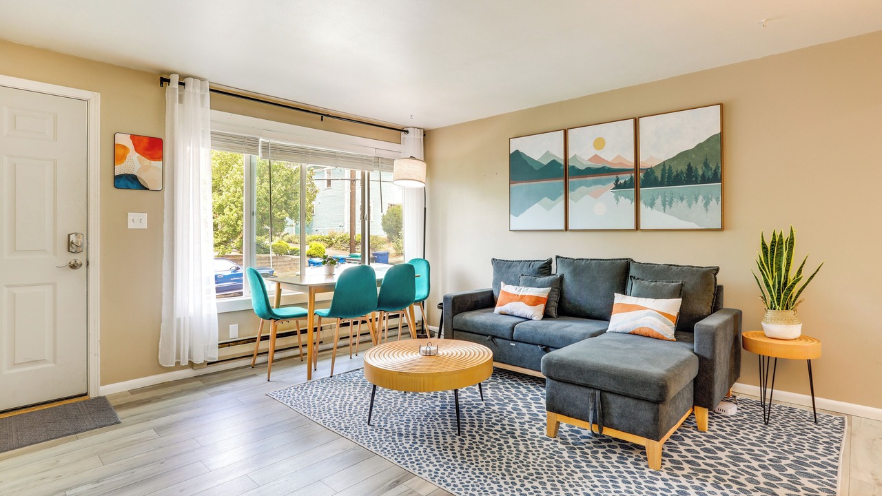 Photo of Others in Ballard