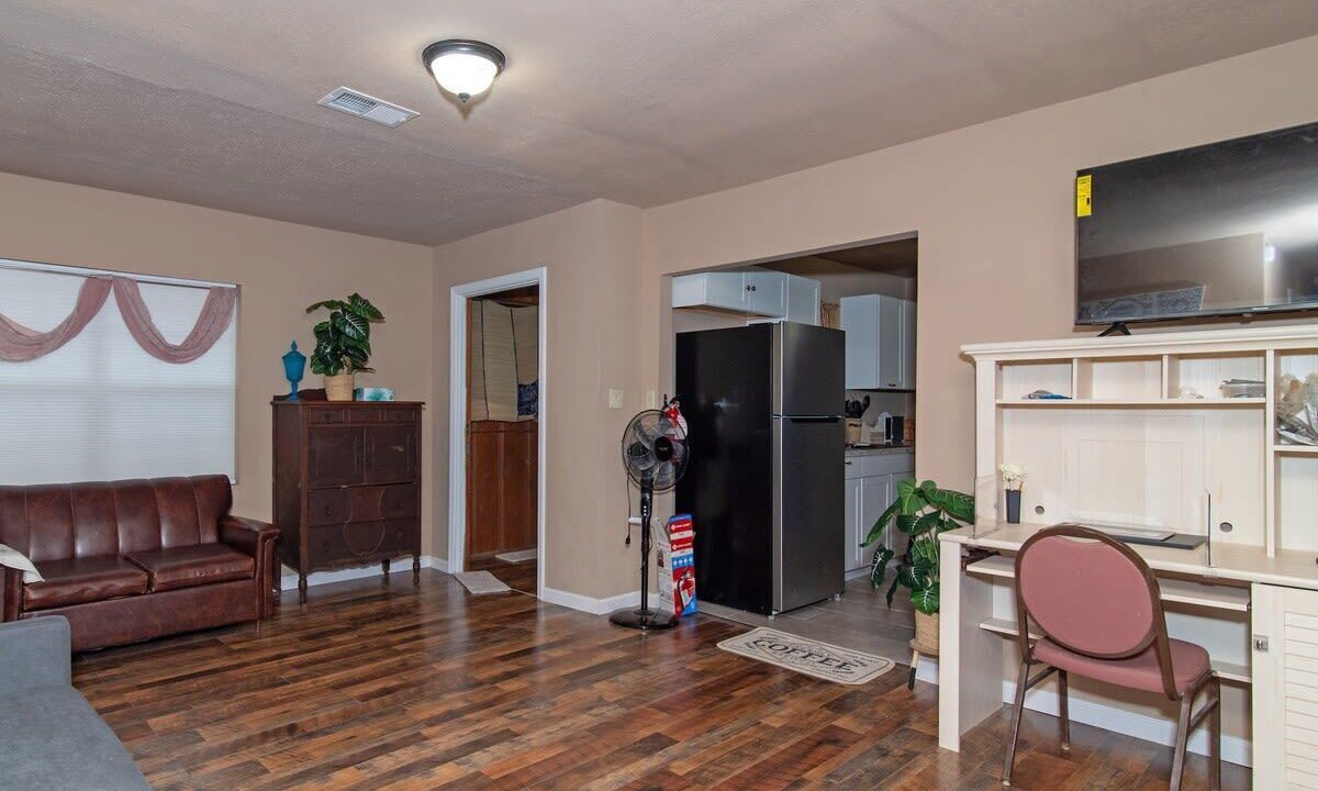 Photo of Others in Poplar Grove