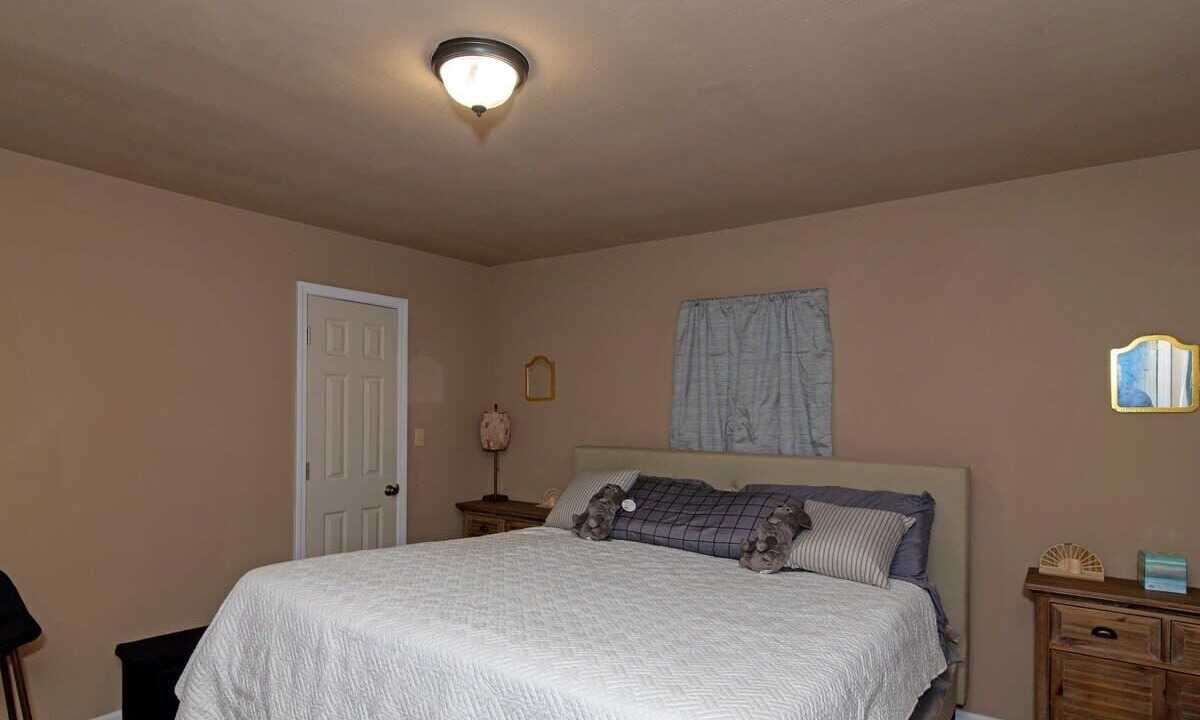 Photo of Others in Poplar Grove