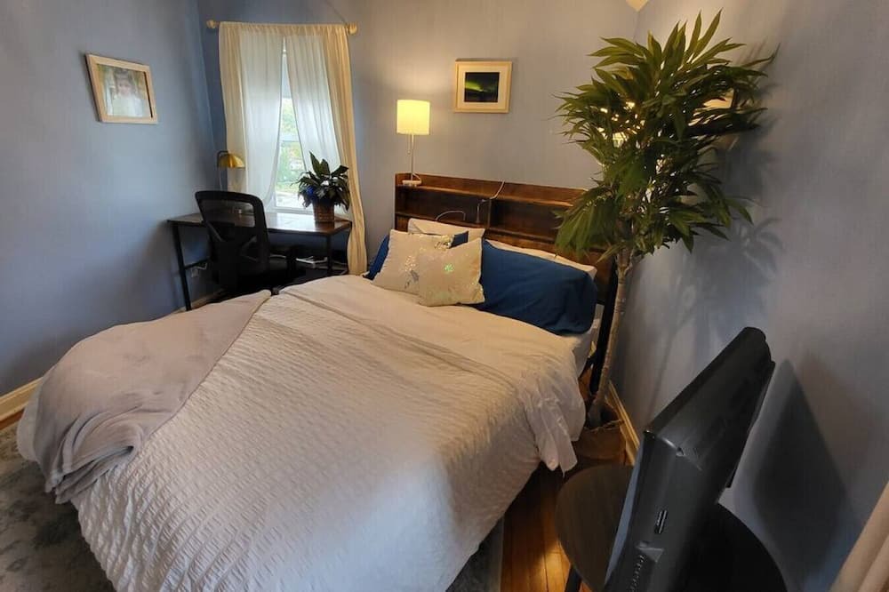 Photo of Others in Lyndhurst