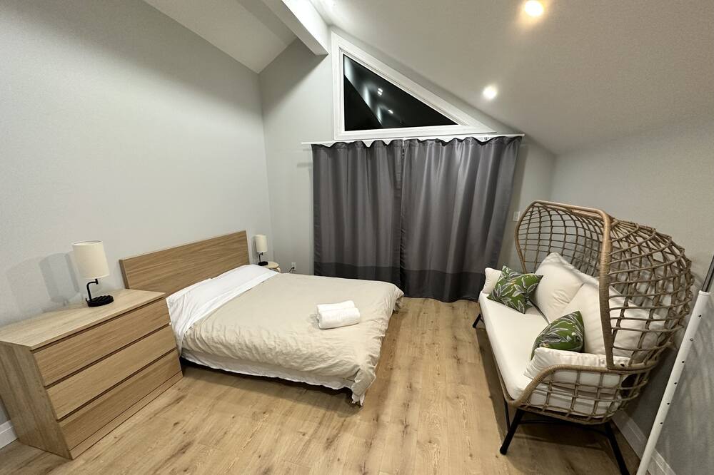 Photo of Bedroom in Innisfil