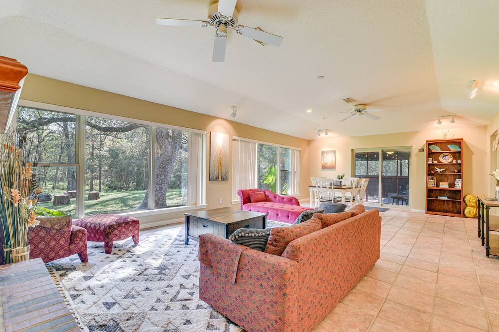 Photo of Livingroom in Damon