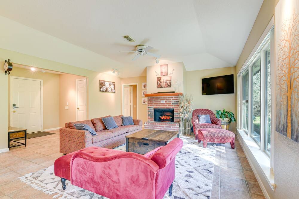 Photo of Livingroom in Damon