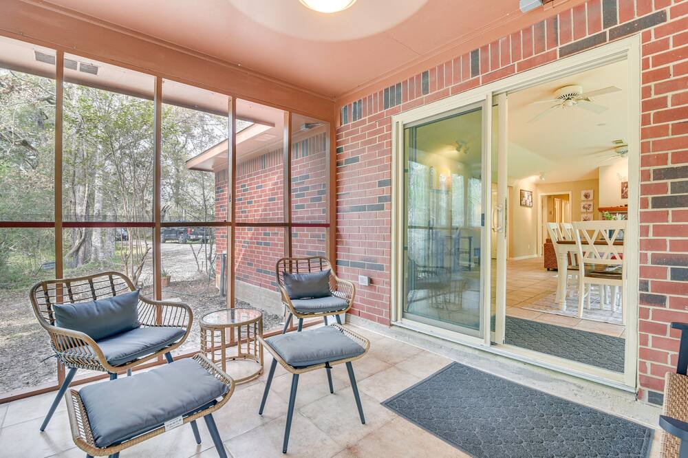 Photo of Outdoor in Damon