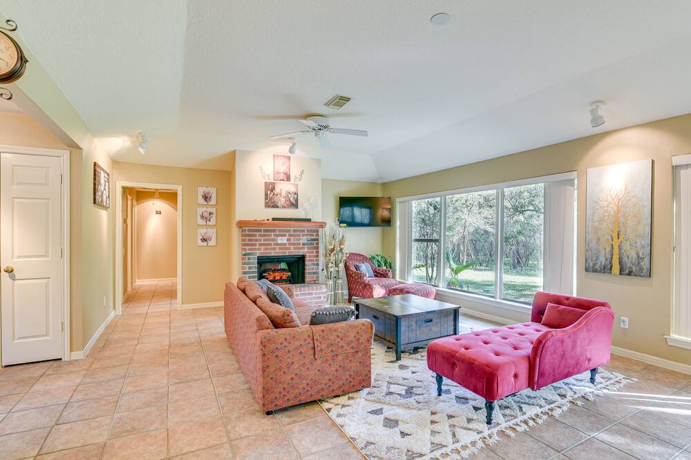 Photo of Livingroom in Damon