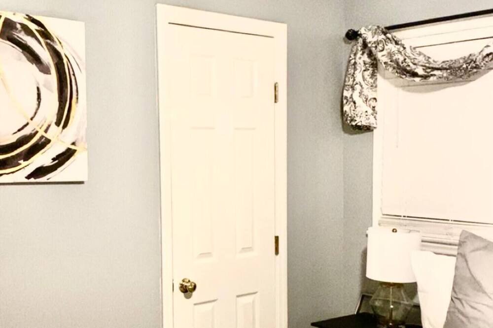 Photo of Bedroom in Cascade