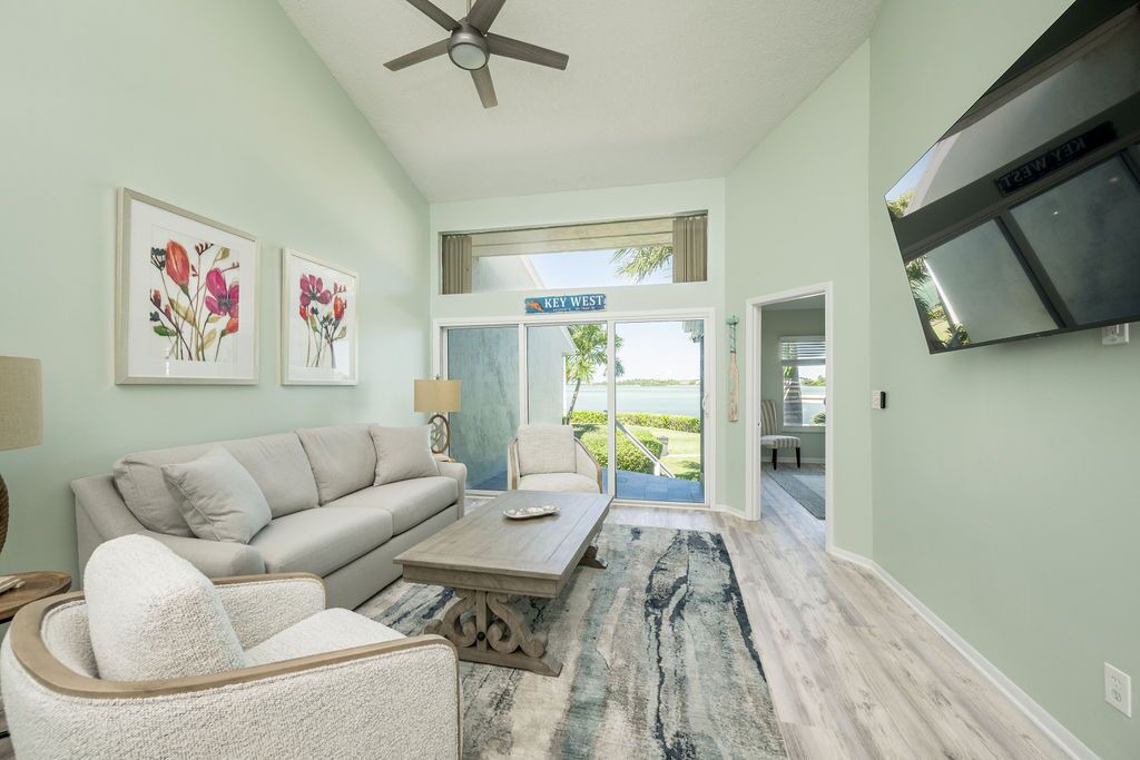 Photo of Livingroom in Key West
