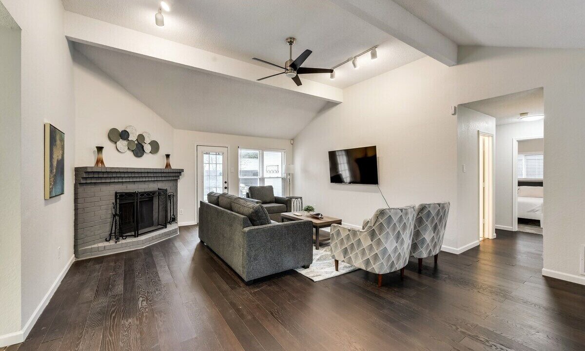 Photo of Livingroom in Plano