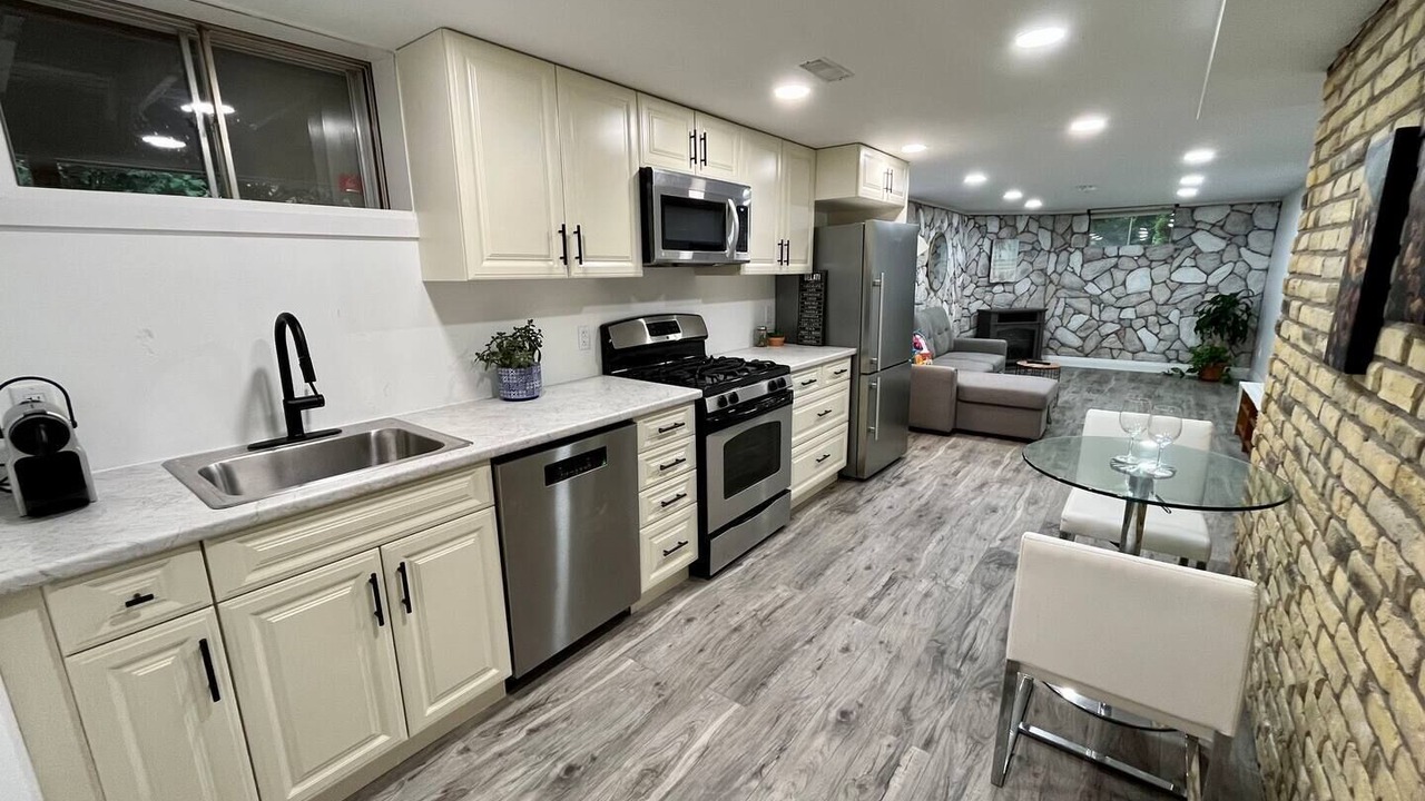 Photo of Kitchen in Hespeler