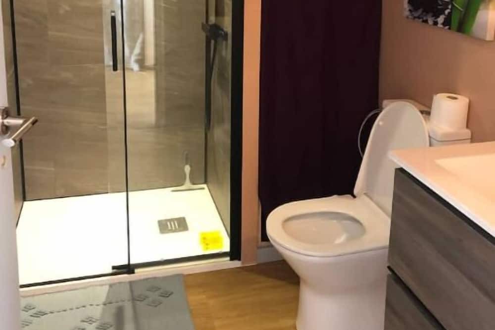 Photo of Bathroom in Saint-Grave