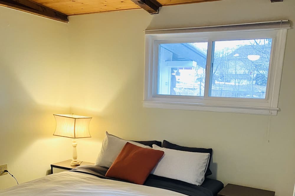 Photo of Bedroom in Aspen Park