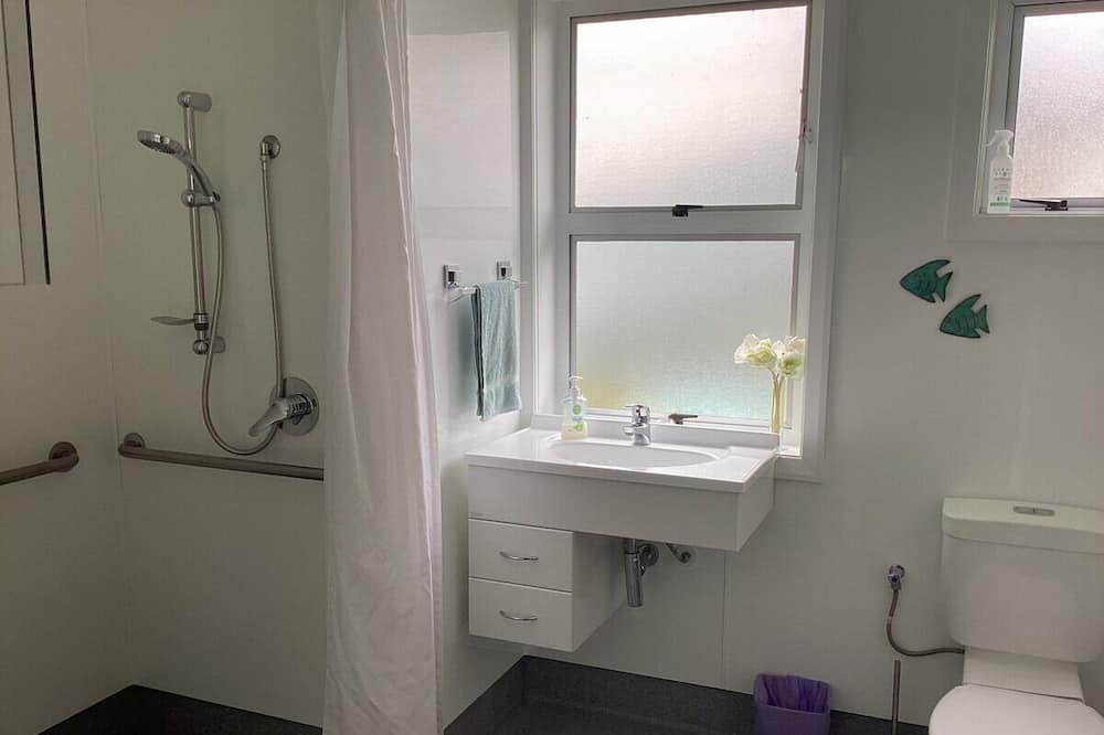 Photo of Bathroom in Whakatane