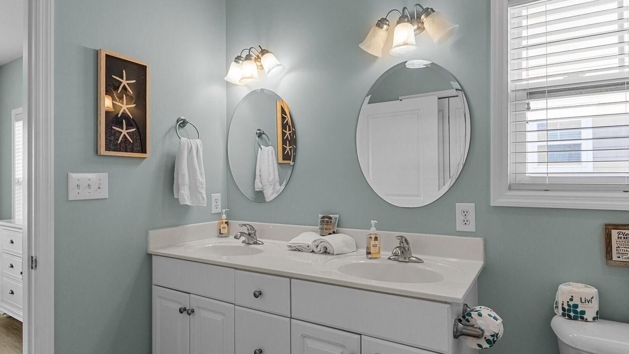 Photo of Bathroom in Atlantic Beach