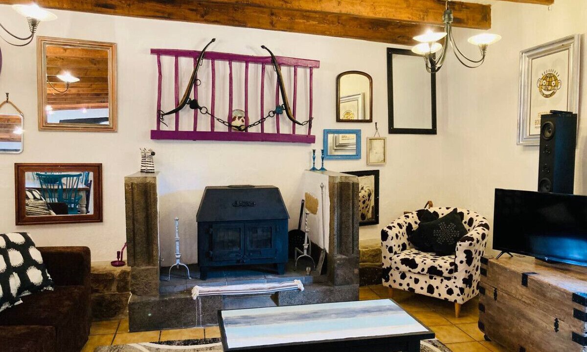 Photo of Livingroom in Argol