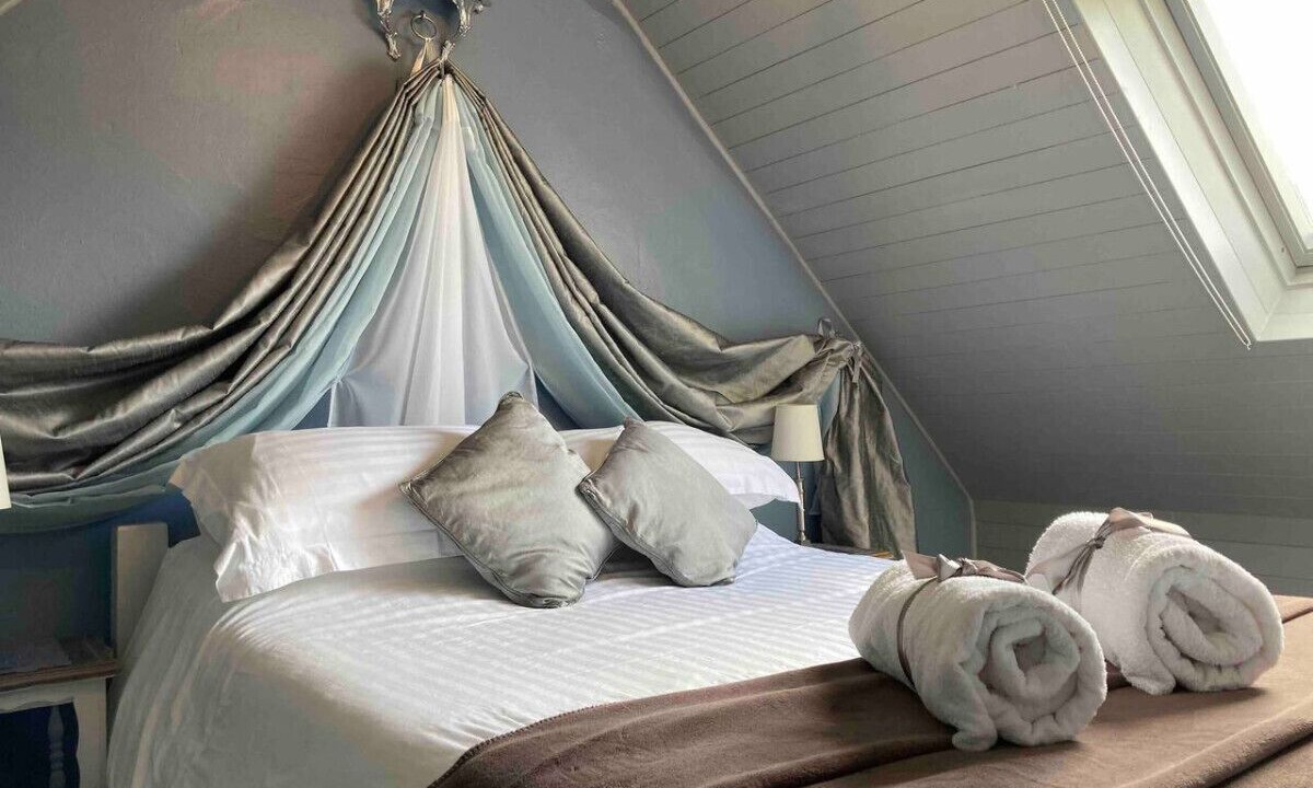 Photo of Others in Argol