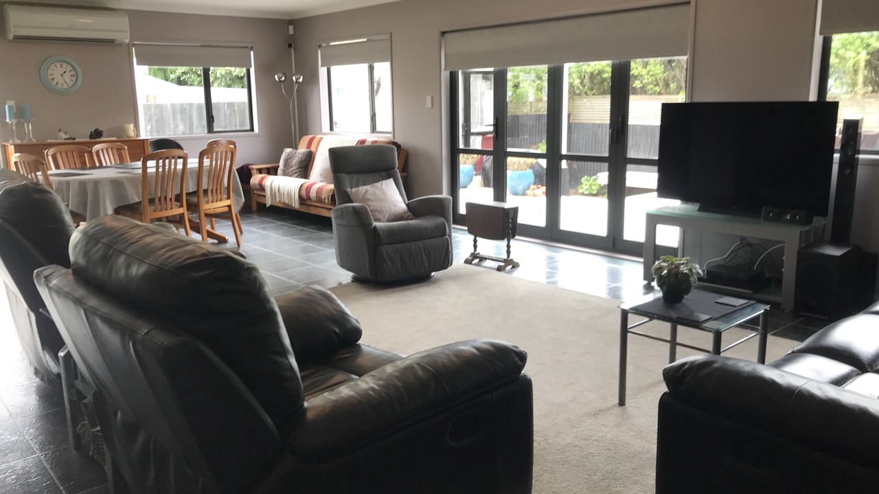 Photo of Livingroom in Whakatane