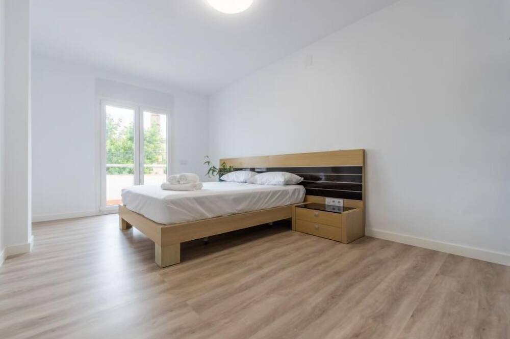 Photo of Bedroom in Torredembarra