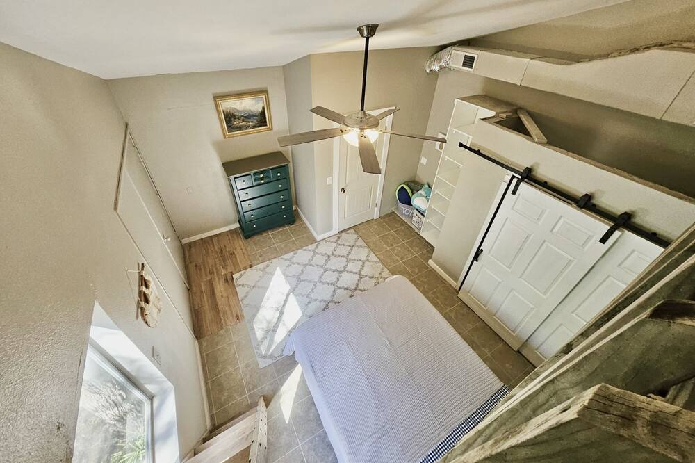 Photo of Bedroom in Vance Jackson