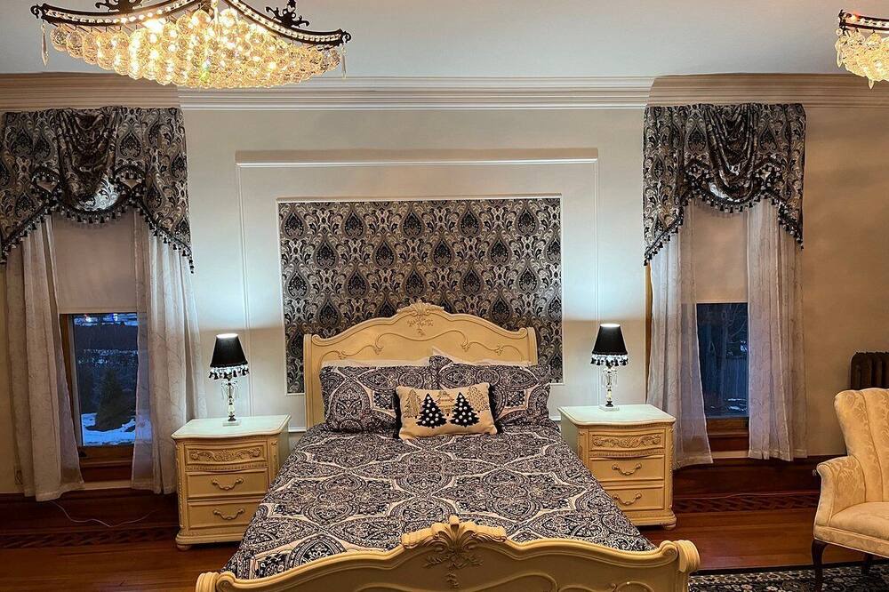 Photo of Bedroom in Manistee