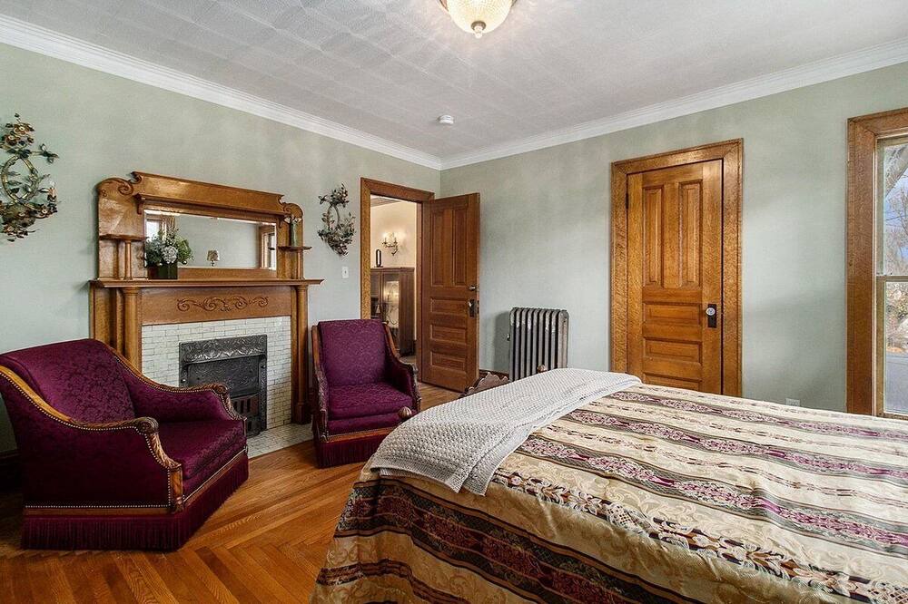 Photo of Bedroom in Manistee