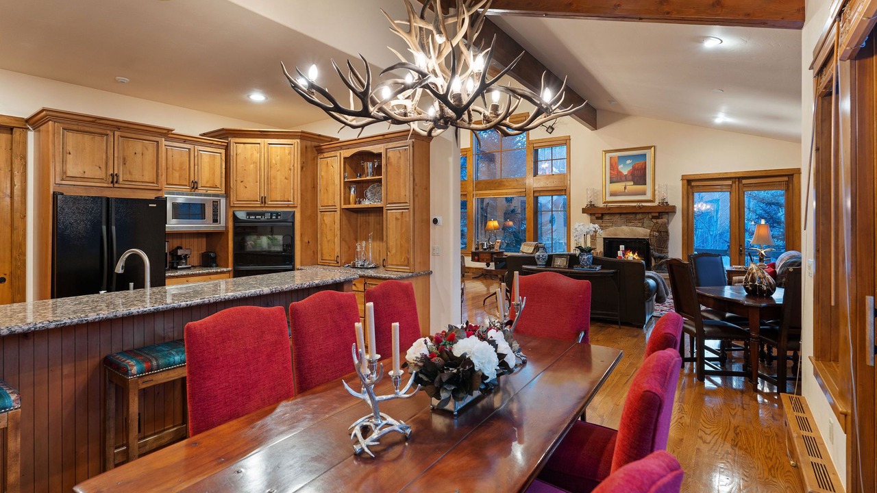 Photo of Kitchen in Highland Meadows