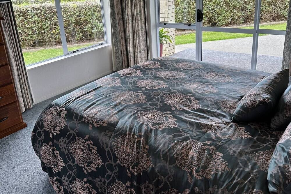 Photo of Bedroom in Whakatiwai