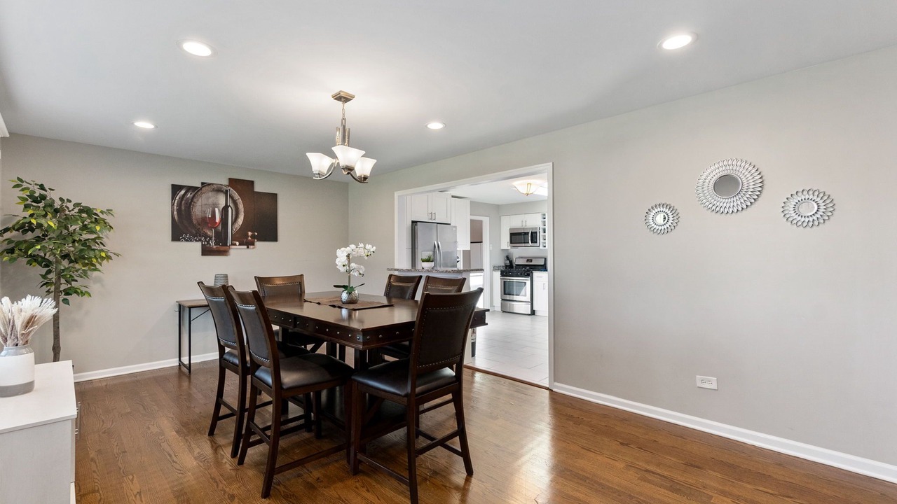 Photo of Others in Oak Lawn