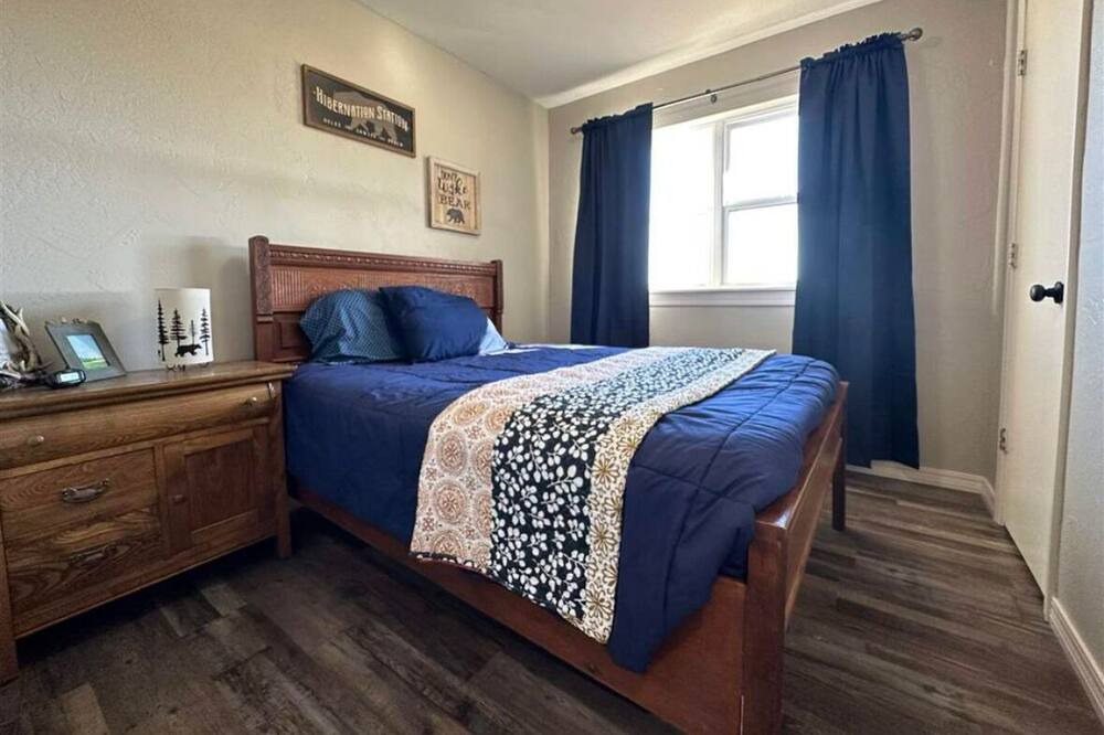 Photo of Bedroom in Ponca City