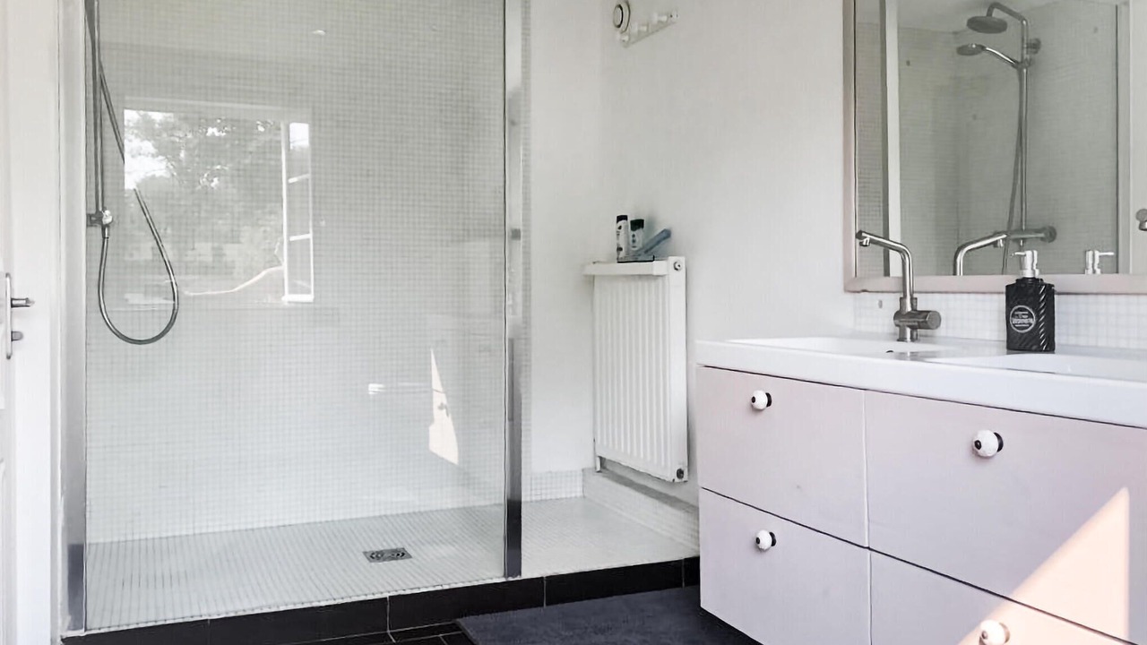 Photo of Bathroom in Servon