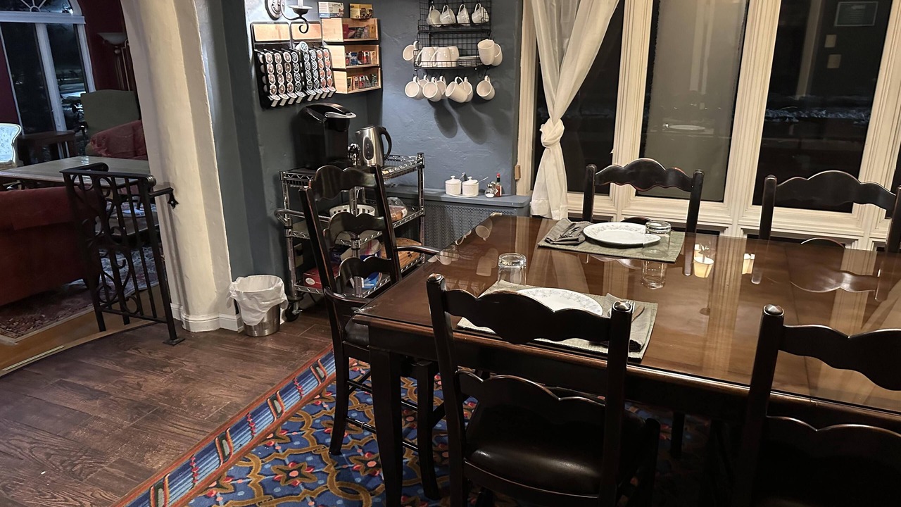 Photo of Livingroom in Jamestown