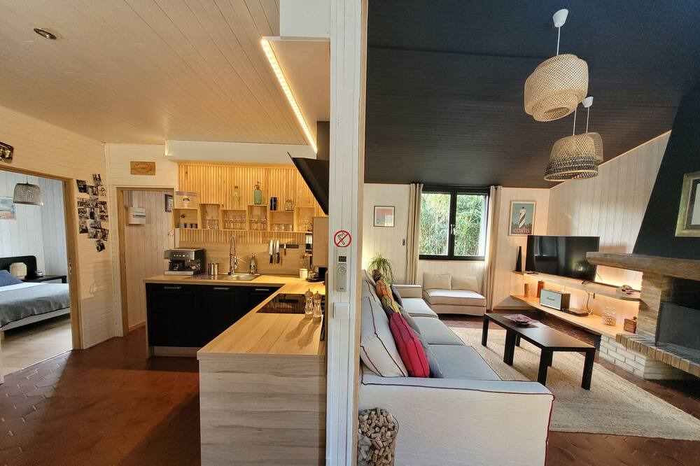 Photo of Livingroom in Sainte-Eulalie-en-Born