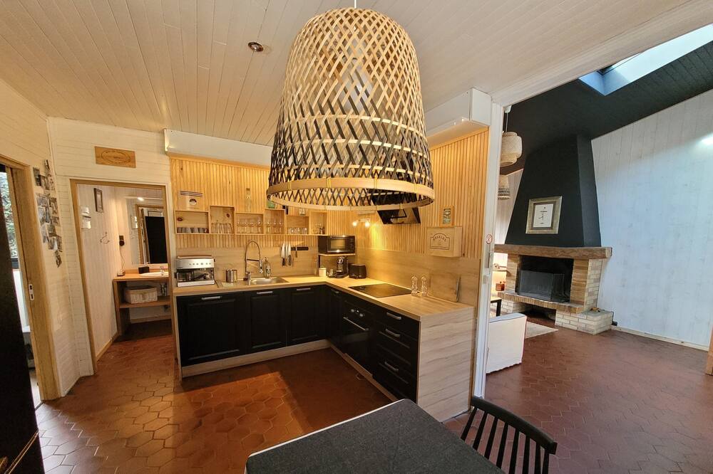 Photo of Kitchen in Sainte-Eulalie-en-Born