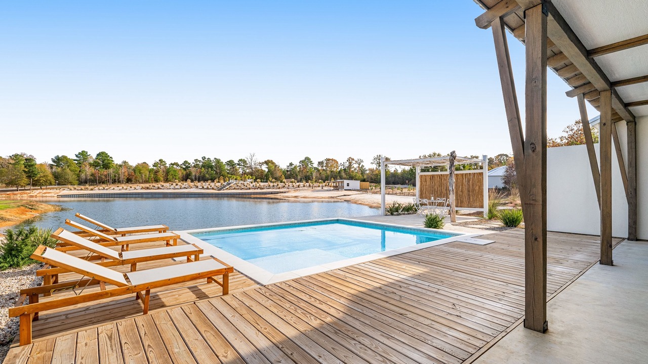 Photo of Outdoor in Arp