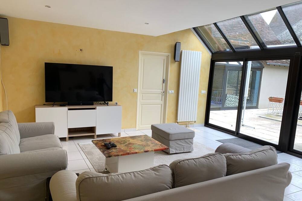 Photo of Livingroom in Cherisay