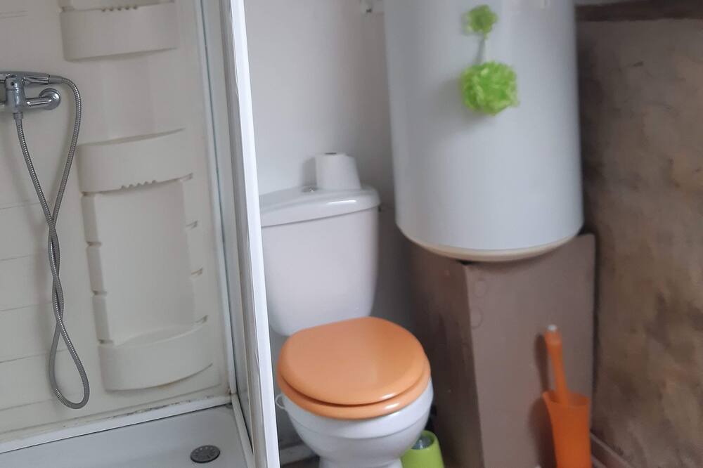 Photo of Bathroom in Coetmieux