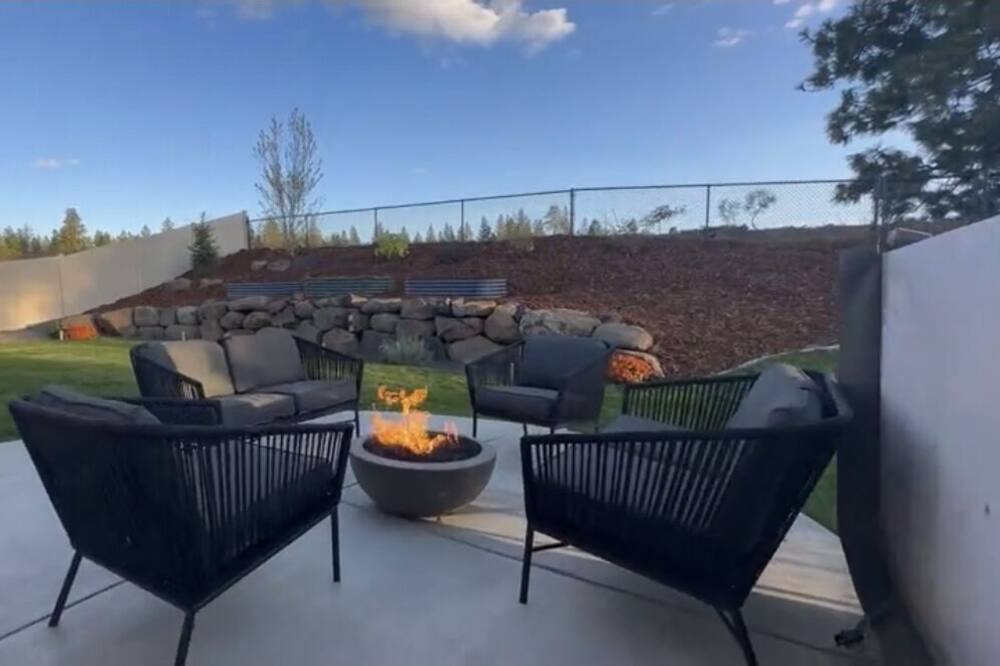 Photo of Outdoor in Latah Valley